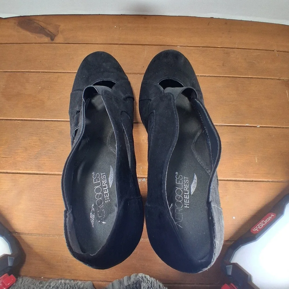Aerosoles Heelrest Pumps 8.5 Black Caged Cutout Suede Block Heel Professional